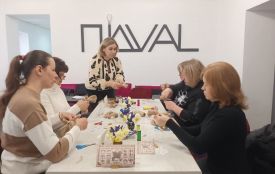 Спільна творчість: вихователь «Горобинки» навчала робити обереги — «Птаха щастя»