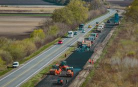 Відновлення трас: де і як ремонтують дороги області