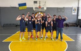 «SuperSoniks» з Козятина впевнено очолює турнірну таблицю чемпіонату з баскетболу