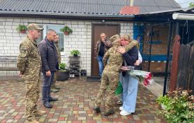 У Глуховецькій громаді вручили посмертні нагороди мамі загиблого Захисника