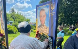 На Алеї Слави у Махнівці з’явилися нові обличчя — обличчя Героїв