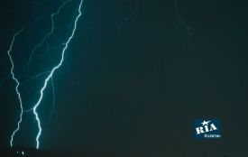 На Вінниччину сунуть грози та град