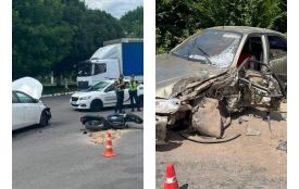 Мотоцикліст опинився в лікарні після зіткнення з Toyota