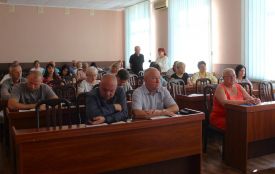 Школи отримали кошти на дрова, КТ працює штатно: головне з апаратної наради у Козятині