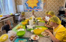 Готують котлети по-київськи, налисники і не тільки: у Козятині стартував кулінарний проєкт для дітей