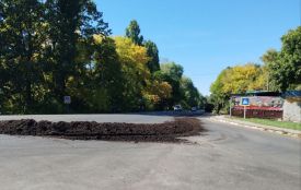 У Козятині «удобрили» новий асфальт. Що випало з фури на білоцерківському перехресті?
