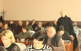 Доручили прогрейдерувати під’їзну дорогу до цвинтаря в Рубанці, облаштовують відділення гемодіалізу в лікарні