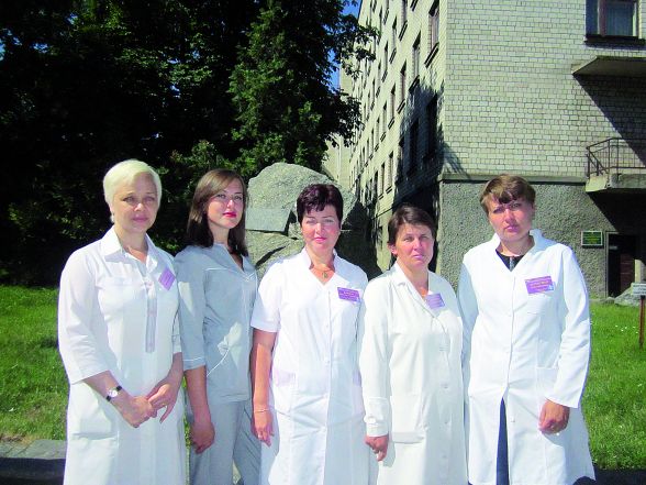 Сестри медичні поліклініки Ірина Демчук, Ганна Кобзар, Наталія Бондар, Галина Бештень, Ольга Загоруйко