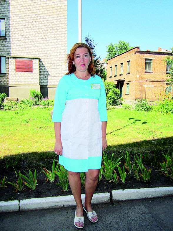 Головна сестра Олена Кальноока